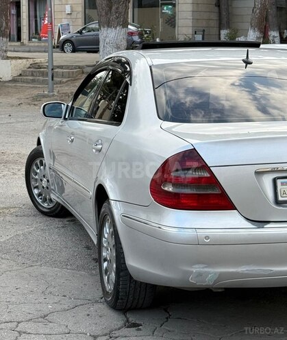 Mercedes E 270 2002, 490,000 km - 2.7 l - Bakı