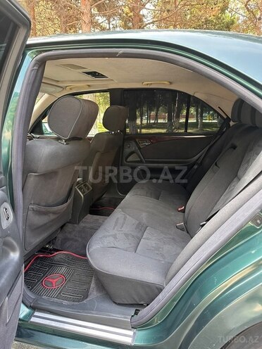 Mercedes E 240 1999, 350,000 km - 2.4 л - Sumqayıt