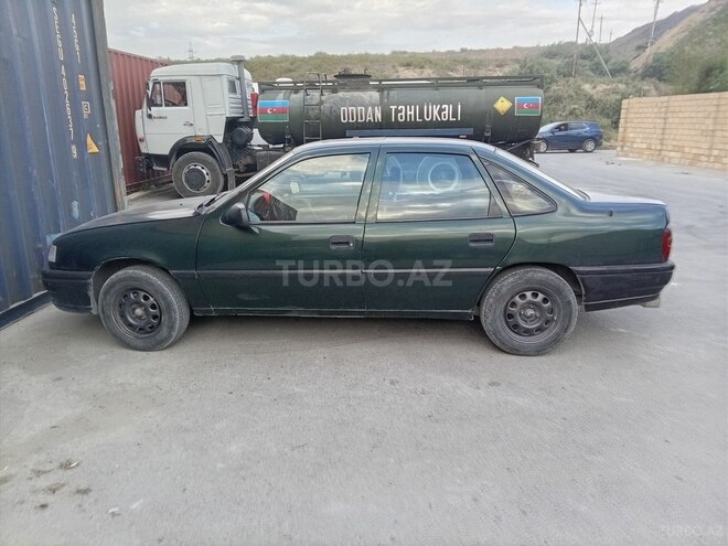Opel Vectra 1991, 368,813 km - 1.7 л - Sumqayıt