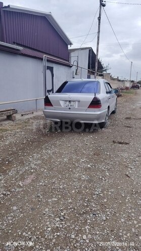 Mercedes C 230 2000, 349,914 km - 2.3 л - Şabran