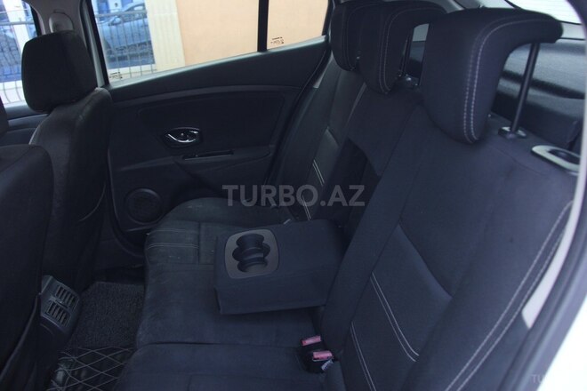 Renault Megane 2015, 227,000 km - 1.6 l - Bakı