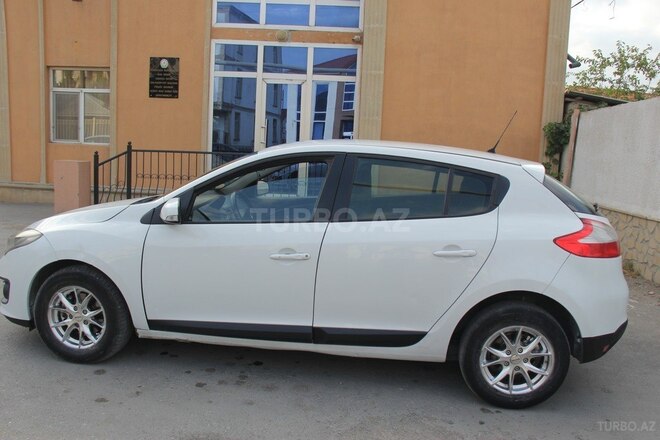 Renault Megane 2015, 227,000 km - 1.6 l - Bakı