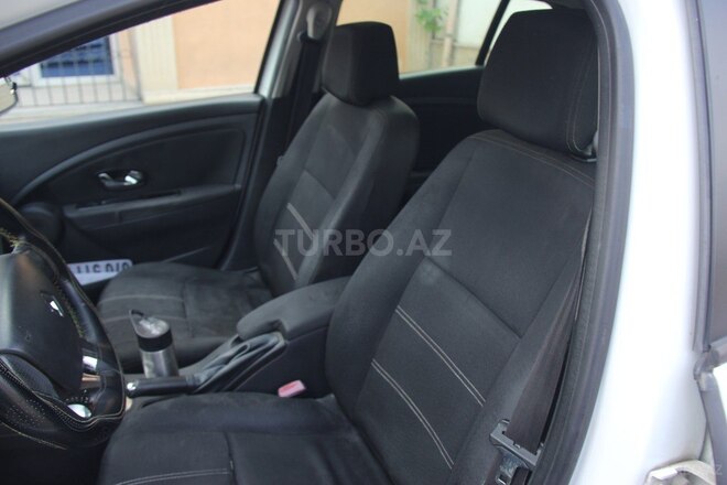 Renault Megane 2015, 227,000 km - 1.6 l - Bakı