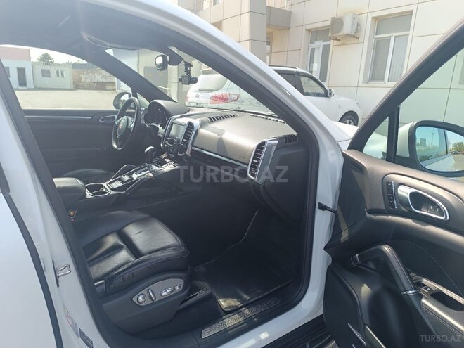 Porsche Cayenne 2014, 136,200 km - 3.6 l - Bakı