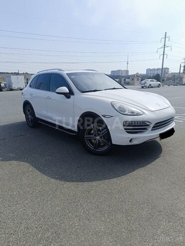 Porsche Cayenne 2014, 136,200 km - 3.6 l - Bakı