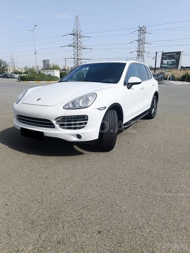 Porsche Cayenne 2014, 136,200 km - 3.6 l - Bakı