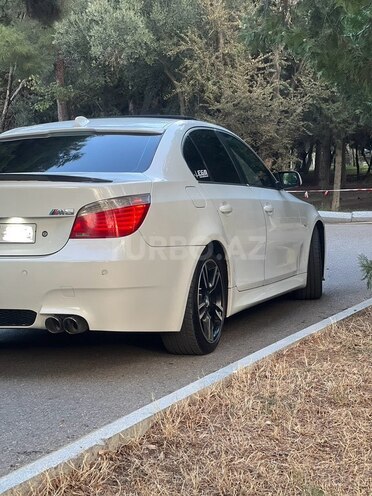 BMW 525 2004, 324,000 km - 2.5 l - Bakı