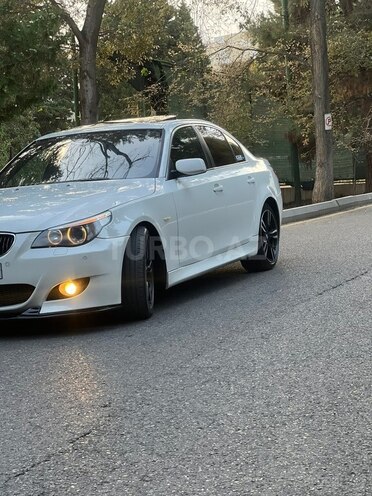 BMW 525 2004, 324,000 km - 2.5 l - Bakı