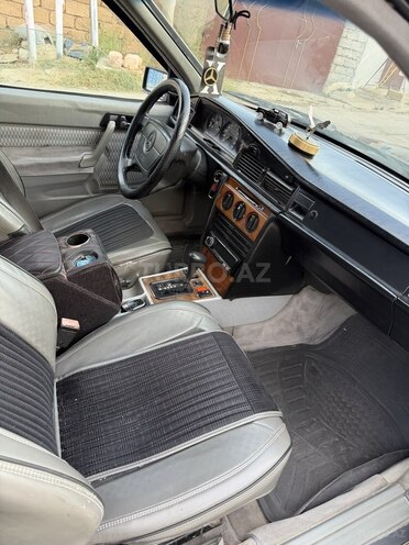 Mercedes 190 1992, 300,000 km - 2.0 л - Bakı