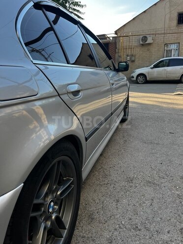 BMW 525 2003, 270,000 km - 2.5 l - Bakı