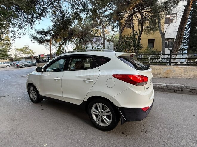Hyundai ix35 2012, 287,000 km - 2.0 l - Bakı