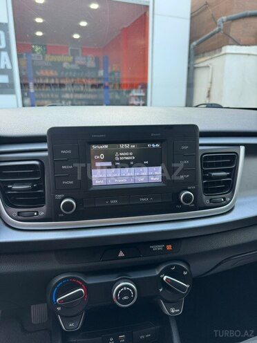 Kia Rio 2019, 88,000 km - 1.6 л - Bakı