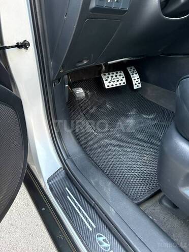 Hyundai Santa Fe 2007, 362,000 km - 2.2 l - Quba