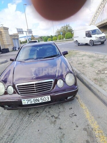 Mercedes E 270 2000, 350,000 km - 2.7 l - Bakı