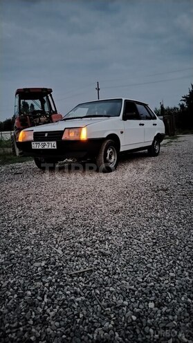 LADA (VAZ) 21099 2000, 25,000 km - 1.5 l - Quba