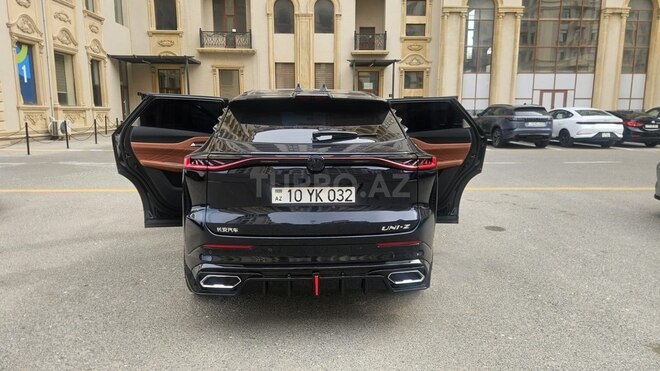 Changan  2025, 19,700 km - 1.5 л - Bakı
