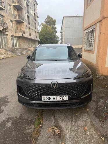 Changan CS 55 Plus 2025, 4,980 km - 1.5 l - Bakı