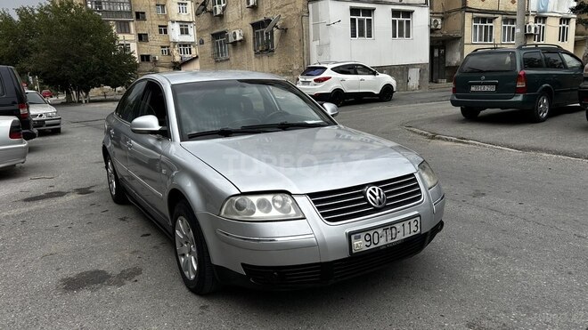Volkswagen Passat 2003, 241,041 km - 1.8 л - Sumqayıt