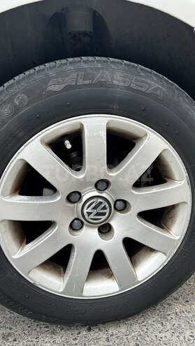 Volkswagen Passat 2003, 241,041 km - 1.8 л - Sumqayıt