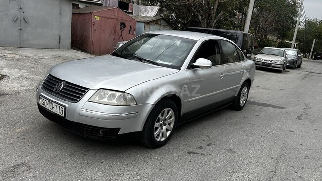 Volkswagen Passat 2003, 241,041 km - 1.8 л - Sumqayıt
