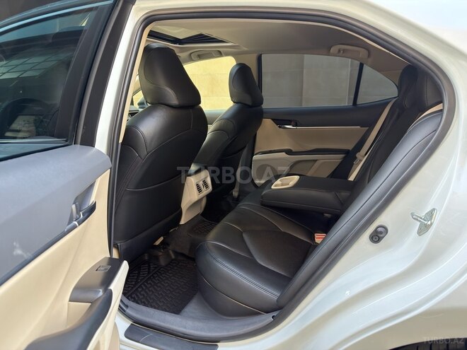 Toyota Camry 2023, 98,700 km - 2.5 л - Bakı