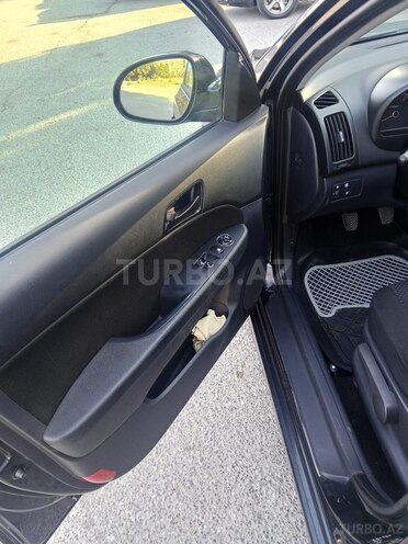 Hyundai i30 2011, 363,000 km - 1.6 л - Sumqayıt