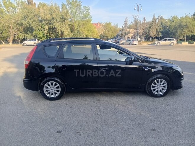 Hyundai i30 2011, 363,000 km - 1.6 л - Sumqayıt