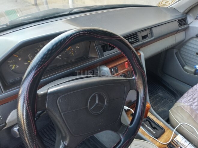 Mercedes 250 D 1991, 352,000 km - 2.5 л - Bakı