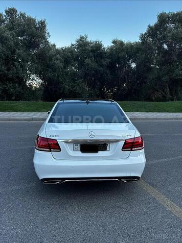 Mercedes E 250 4MATIC 2015, 236,000 km - 2.1 l - Bakı