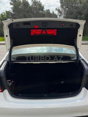 Mercedes E 250 4MATIC 2015, 236,000 km - 2.1 l - Bakı