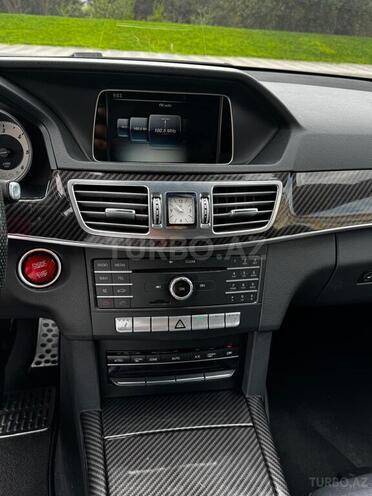 Mercedes E 250 4MATIC 2015, 236,000 km - 2.1 l - Bakı