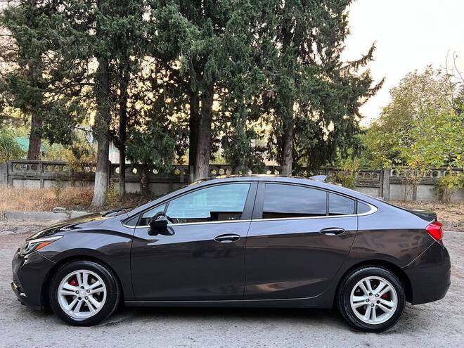 Chevrolet Cruze 2016, 220,000 km - 1.4 л - Şəki