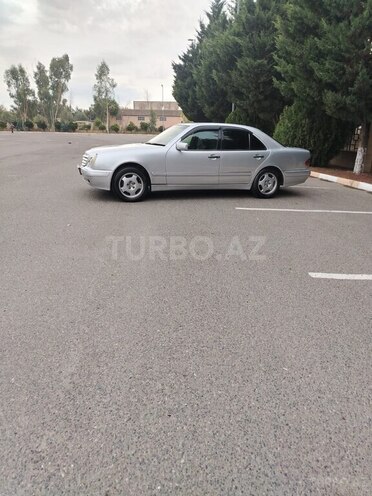 Mercedes E 220 1998, 321,123 km - 2.2 l - İmişli