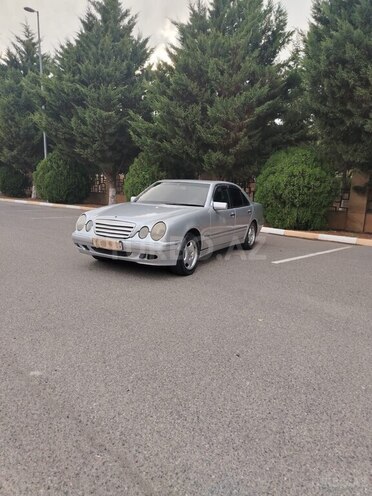Mercedes E 220 1998, 321,123 km - 2.2 l - İmişli