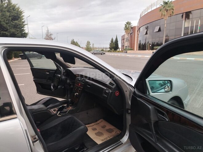Mercedes E 220 1998, 321,123 km - 2.2 l - İmişli