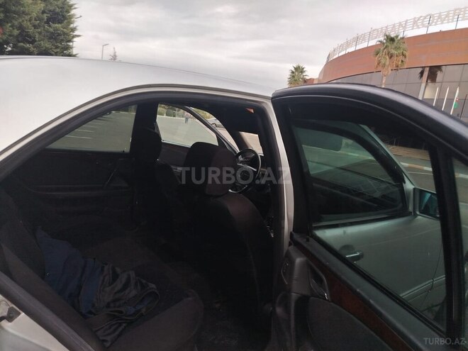Mercedes E 220 1998, 321,123 km - 2.2 l - İmişli
