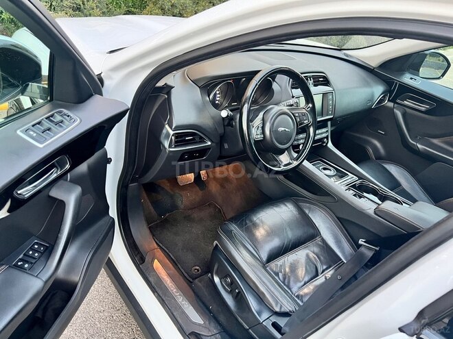 Jaguar F-Pace 2017, 160,000 km - 2.0 l - Bakı