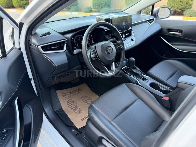 Toyota Corolla 2025, 35,000 km - 1.8 l - Bakı