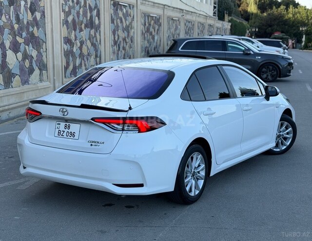 Toyota Corolla 2025, 35,000 km - 1.8 l - Bakı