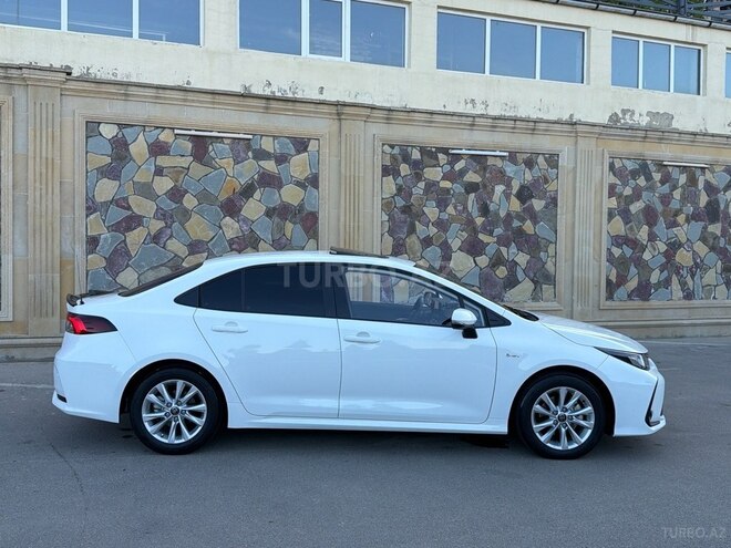 Toyota Corolla 2025, 35,000 km - 1.8 l - Bakı