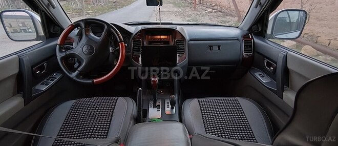 Mitsubishi Pajero 2005, 367,000 km - 3.0 l - Bakı