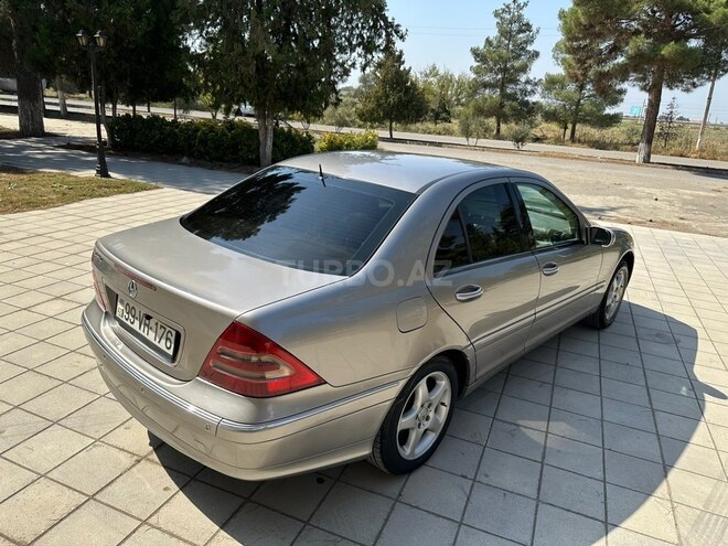 Mercedes C 230 2003, 457,000 km - 1.8 л - Salyan