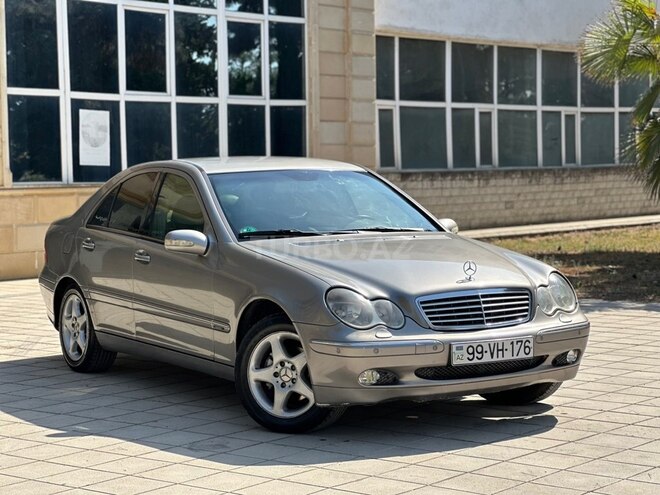 Mercedes C 230 2003, 457,000 km - 1.8 л - Salyan