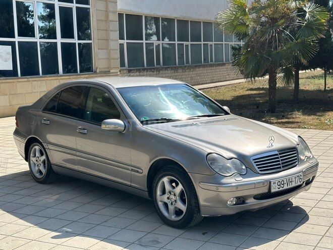 Mercedes C 230 2003, 457,000 km - 1.8 л - Salyan