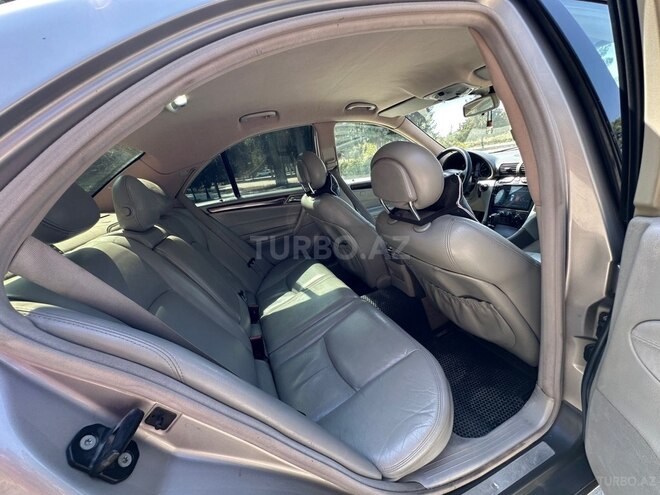 Mercedes C 230 2003, 457,000 km - 1.8 л - Salyan