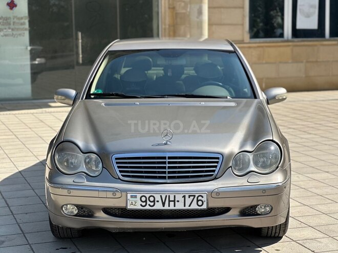 Mercedes C 230 2003, 457,000 km - 1.8 л - Salyan