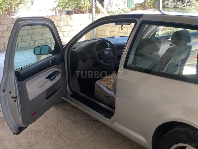 Volkswagen Golf 1999, 310,000 km - 1.6 l - Ağsu