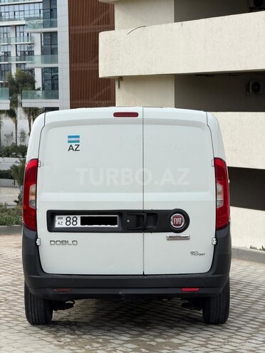 Fiat Doblo 2015, 239,486 km - 1.3 l - Bakı