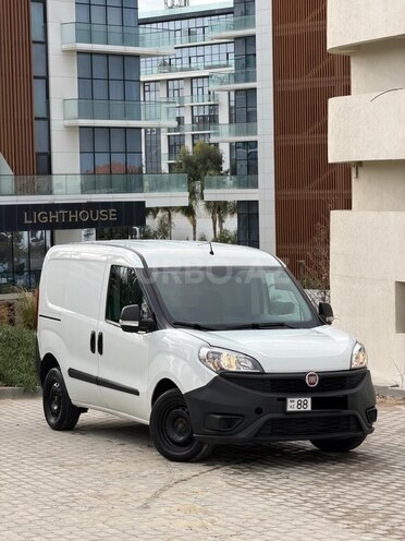 Fiat Doblo 2015, 239,486 km - 1.3 l - Bakı