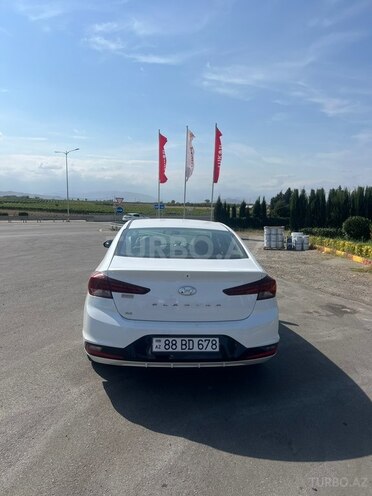 Hyundai Elantra 2018, 168,498 km - 2.0 л - Bakı